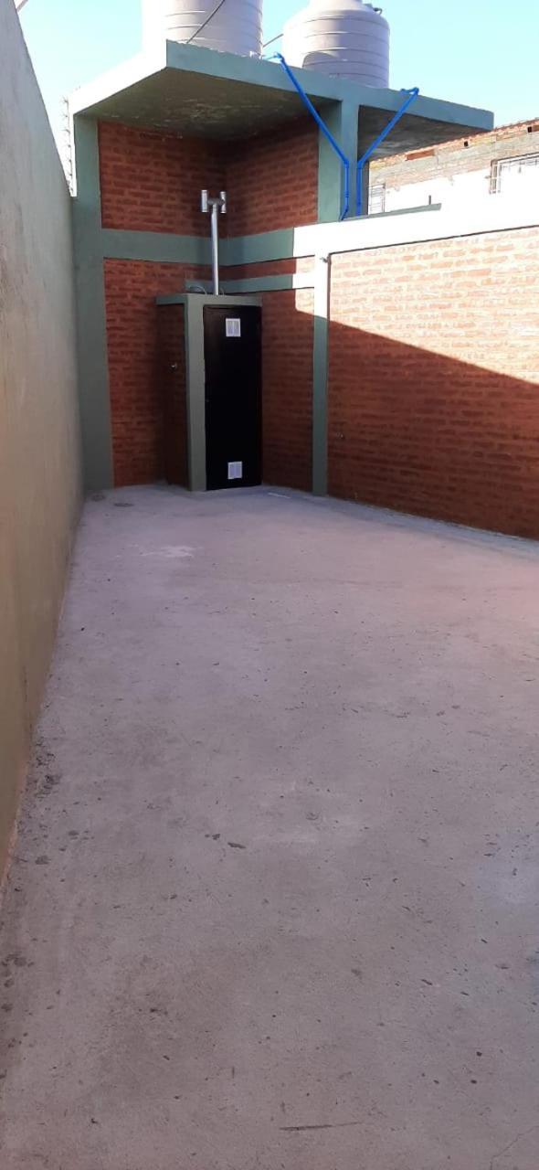Alquiler Temporario En Trelew Esterno foto